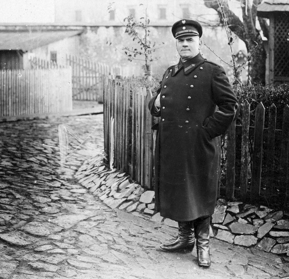 Naczelnik Więzienia Ciężkiego na Świętym Krzyżu – Mieczysław Butwiłowicz – fot. z 1933 r. (NAC)