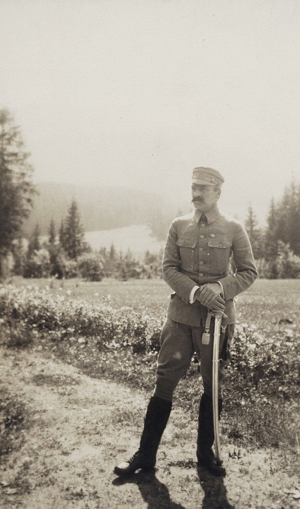 Józef Piłsudski - fot. z 1918 r. (Polona)