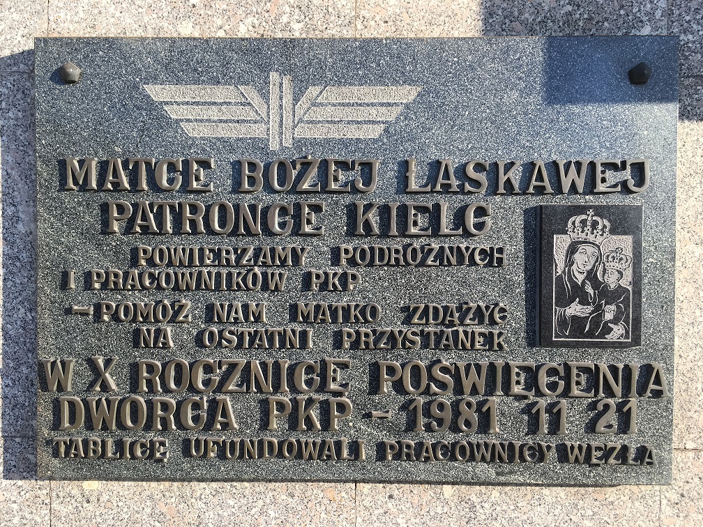 Dworzec kielecki - tablica MB Łaskawej