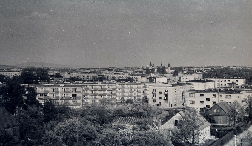 Kielce lata 70. XX w. - panorama Gór Świętokrzyskich