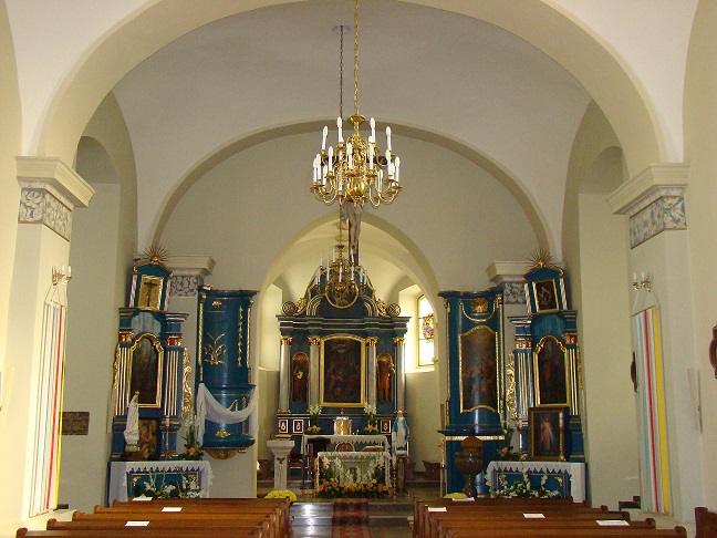 Wnętrze kościoła Św. Józefa w Bielinach - Góry Świętokrzyskie