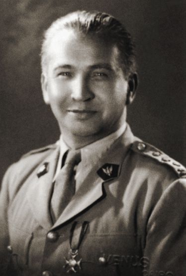 Generał Leopold Okulicki - ostatni Komendant Główny AK